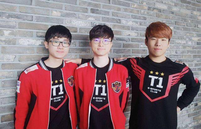 色组织也值 色组织也值