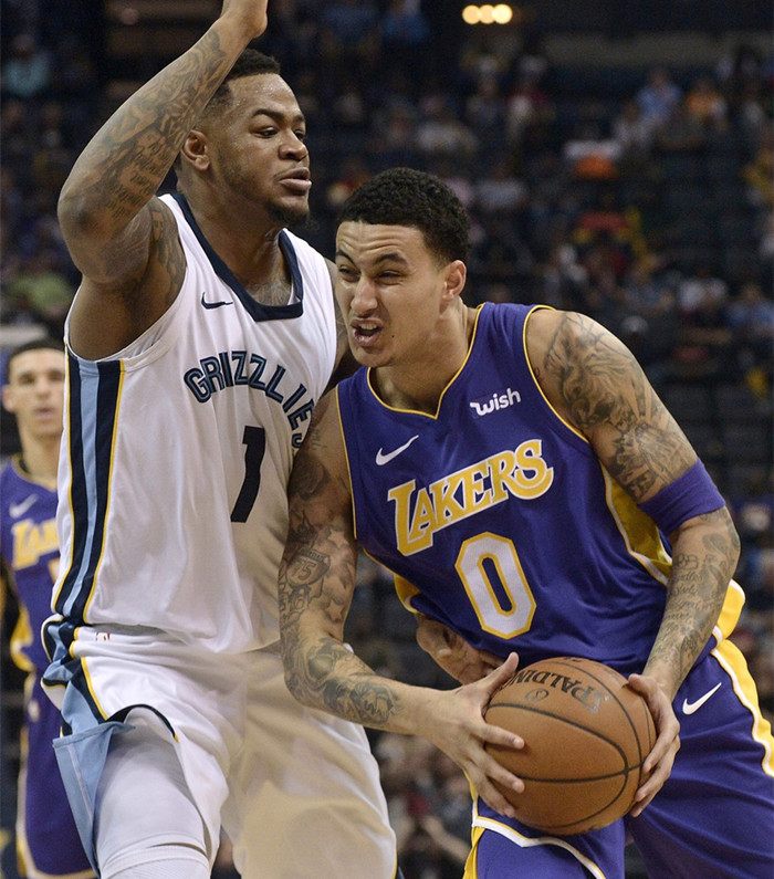 队对他有兴 队对他有兴